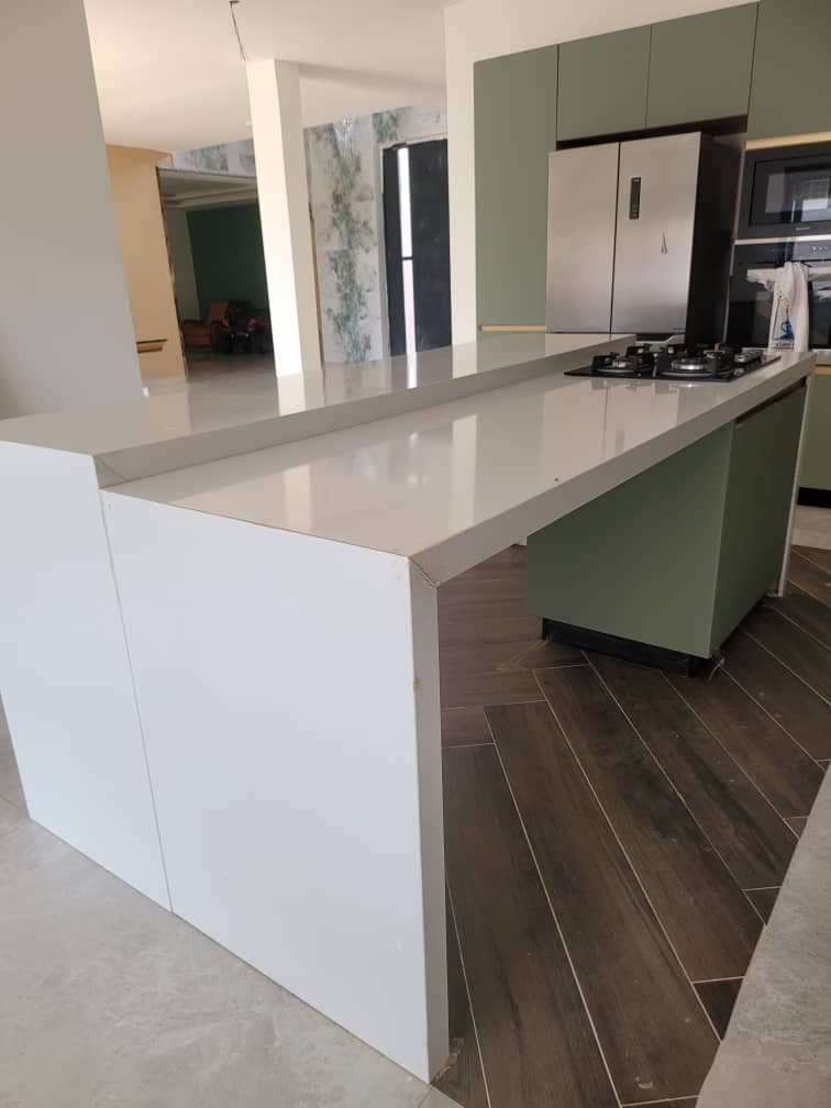 Cuisine d’un appartement de la Résidence Awa Rassoul
