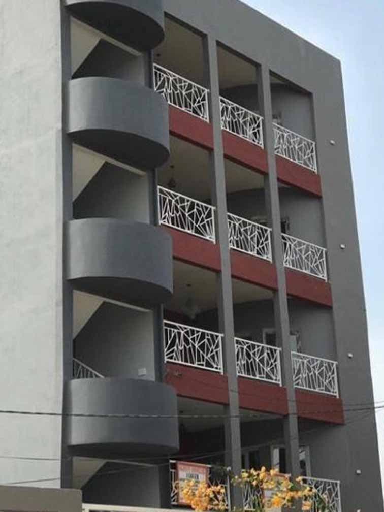 Façade de la Résidence Atta à Ndiakhirate