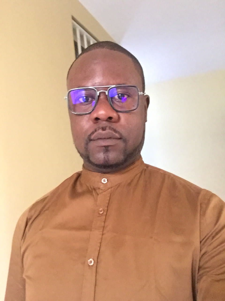 M. Seye, conseiller commercial